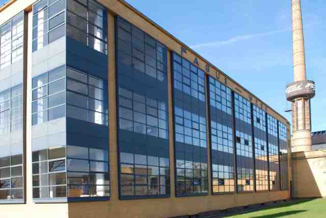 Ein großartiges Gebäude Ein großartiges Gebäude